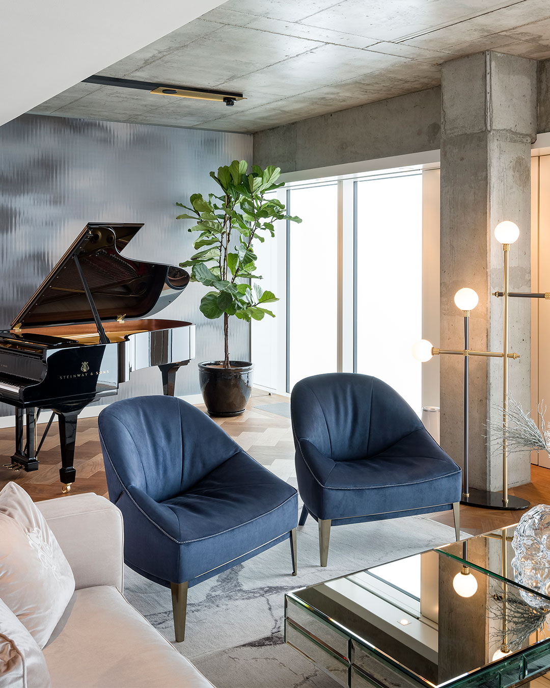 Oxygen apartment at Zlota 44 in Warsaw Inkiostro Bianco